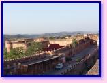 (28/28): Mury fortu Jaigarth